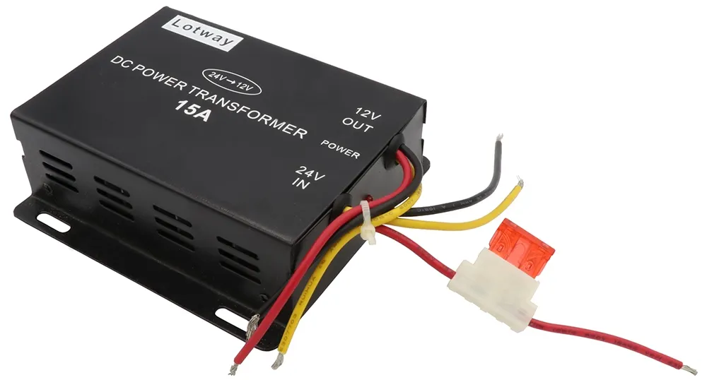 Conversor de Tensão para Carro Lotway 24V a 12V 15A - Preto