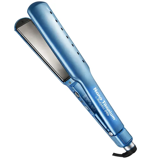 Prancha de Cabelo Babyliss Pro Nano Titanium BABNT9559 - 230°C - 240V/50Hz - Azul