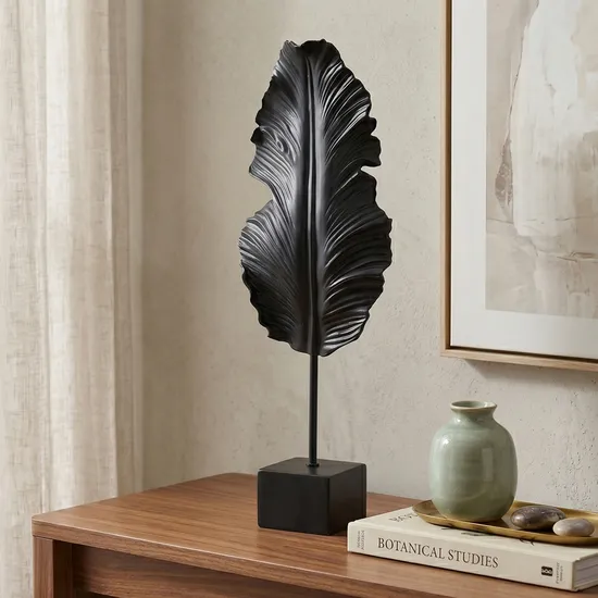 Estátua Decorativa em Forma de Folha 54 CM Preto